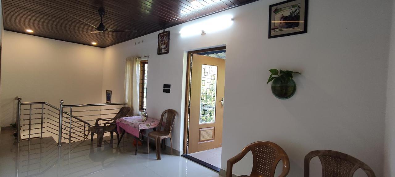Soly'S Villa Homestay Munnar Exterior foto